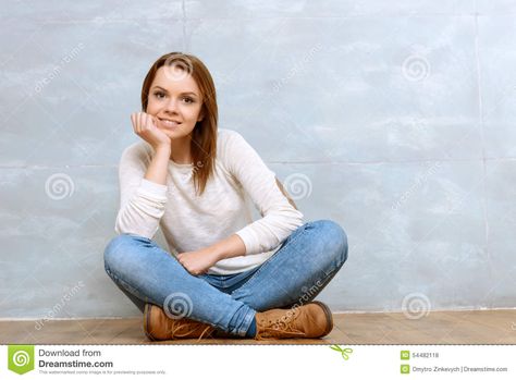 Thinking Pose, Leg Reference, Sitting Cross Legged, Cross Legged, Thinking About You, Body Reference Drawing, Sitting Poses, Woman Sitting, Human Poses Reference