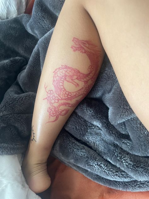 Dragon On Calf Tattoo, Red Calf Tattoo, Dragon Tattoo On Calf, Side Calf Tattoos For Women Calves, Calf Muscle Tattoo For Women, Calves Tattoos Women, Back Of Leg Tattoos Women Calves, Calf Muscle Tattoo, Back Calf Tattoo