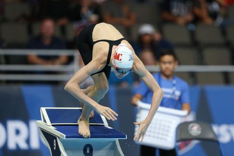 14-Year Old Gretchen Walsh Blasts 21.01 Relay Split at Easts-Day 1 Gretchen Walsh, Keeping 13 Chloe Walsh, Swim Life, Swim Team, Year Old, Sumo Wrestling, Swimming, Pool