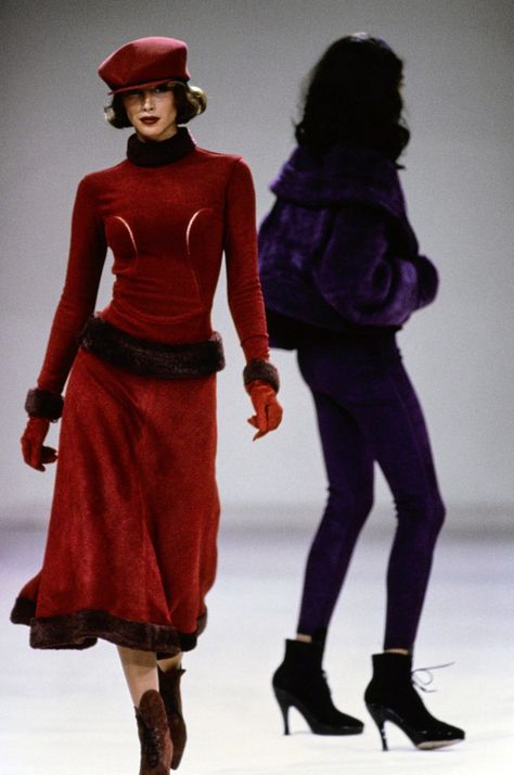 Alaia 1991, Fashion 1990s, 00s Runway, Azzedine Alaïa, High Fashion Runway, 90s Inspired Outfits, 90s Runway Fashion, Runway Fashion Couture, 90s Runway