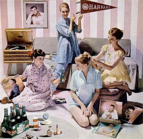 U.S. let's have a pajama party, 1957 | Flickr by Captain Geoffrey Spalding Adult Slumber Party, Girls Night Drinks, Vintage Pajamas, Pj Party, Dry Ginger, Vintage Blog, Sleepover Party, Slumber Party, Photo Vintage