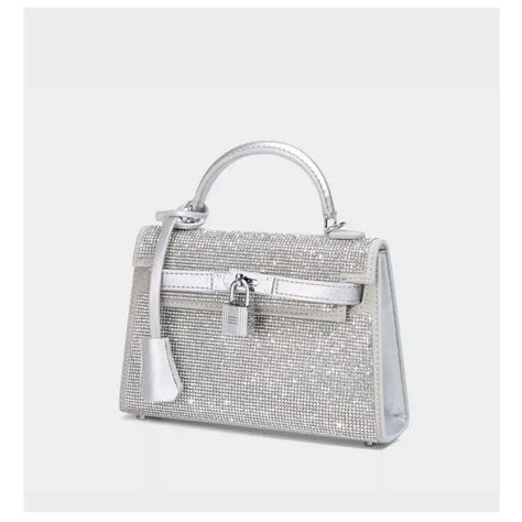 Tas Hermes, Bag Lock, Expensive Bag, Handbags Luxury, Silver Bags, Silver Bling, Luxury Purses, Evening Purse, Pretty Bags