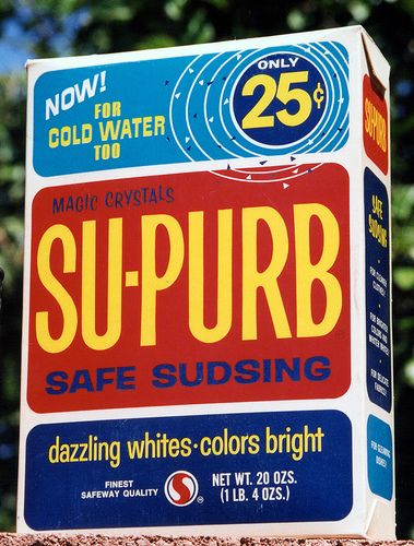 I love 50's packaging, the words, type and colours used make me smile. Who wouldn't buy this washing powder just for the name! 50s Packaging Design, 50s Branding, 50s Packaging, 60s Packaging, 1960s Packaging, 1950s Packaging, Vintage Cleaning, Turkey Coffee, Retro Packaging