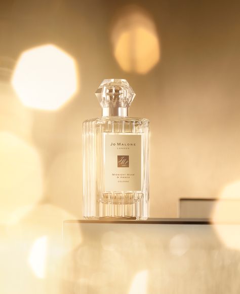 Holiday Fragrance, Perfume Photography, Skin Science, Holiday Mood, Christmas Photography, Beauty Shoot, Photoshoot Concept, Cosmetic Skin Care, Jo Malone London