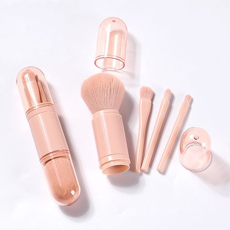 New Style Portable Soft Makeup Brush Double Sided Retractable 4 In 1 Mini Portable Travel Makeup Brush Set https://m.alibaba.com/product/1600092143902/New-Style-Portable-Soft-Makeup-Brush.html?__sceneInfo={"cacheTime":"1800000","type":"appDetailShare"} Alat Makeup, Travel Makeup Brushes, Makeup Brush Kit, Lip Cosmetics, Face Makeup Brush, Highlighter Brush, Mini Makeup, Eye Brushes, It Cosmetics Brushes