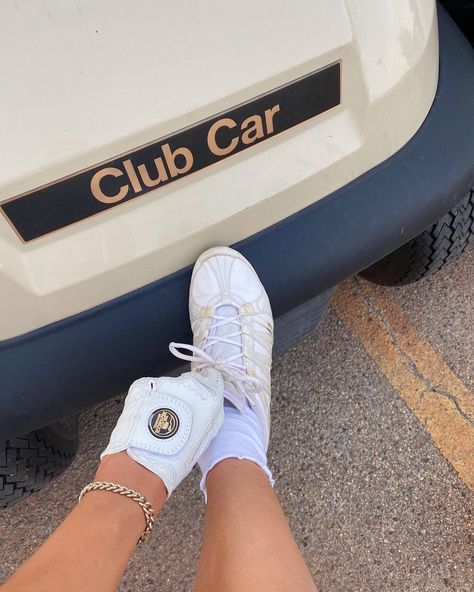 Country Club Aesthetic, Hamptons Summer, Golf Inspiration, Clubbing Aesthetic, Super Rich Kids, Rich Kids, Sporty And Rich, Polo Club, Old Money Aesthetic