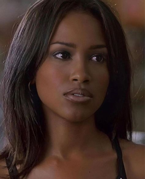 Maia Campbell, 90s Makeup Look, Afro Latina, Vintage Black Glamour, Dark Skin Women, Black Is Beautiful, Pretty Woman, A Black, African American