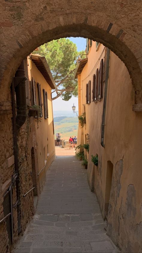 Montepulciano, Italy, Road, Travel