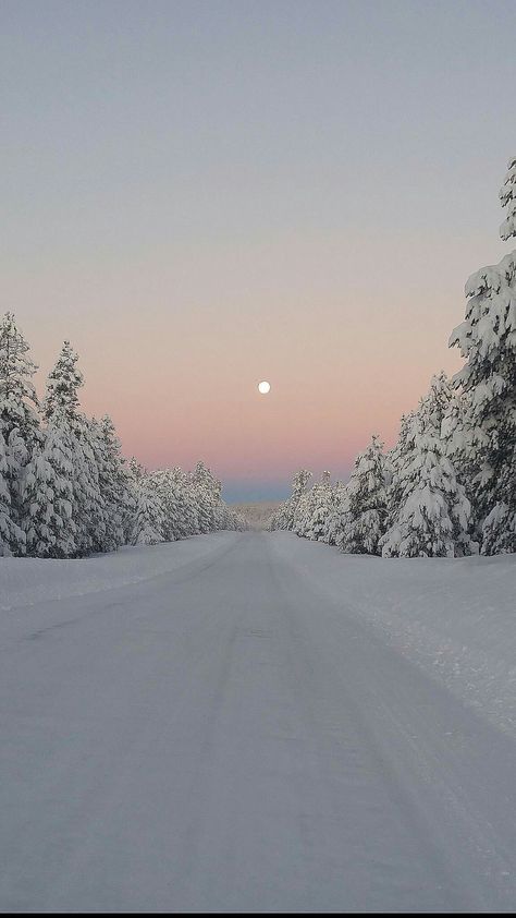 Photo by Justin Angell (January "Iconic Idaho" Photo Contest Winner - 2017) Snow Ipad Wallpaper, Sunsets In Winter, Asthetic Wall Pictures Winter, Snow Asthetics Photos, February Winter Aesthetic, Cute Winter Phone Backgrounds, January Aesthetic Photography, Winter Aesthetic No Snow, January Asthetic Picture