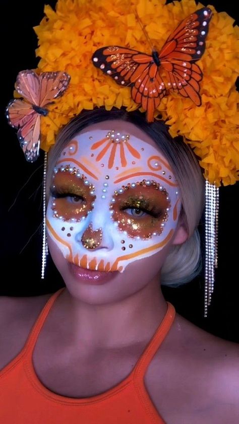 Face Painted Halloween Costumes, Catrina Make Up Ideas, Sugar Skull Facepainting, Makeup Ideas Creative Inspiration, Katrina Makeup La Catrina, Easy Dia De Los Muertos Makeup Ideas Half Face, Colorful Catrina Makeup, Blue Catrina Makeup, Red Catrina Makeup