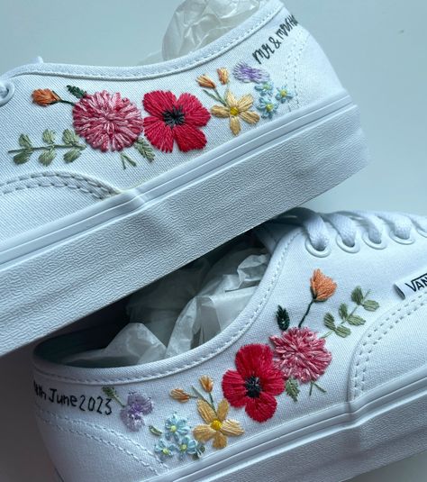 Bright Flower Wedding, Wedding Shoes 2022, Wedding Vans, Ballet Pointe, Wedding Converse, Wedding Sneakers, Authentic Vans, Watercolor Mixing, Shoes Diy