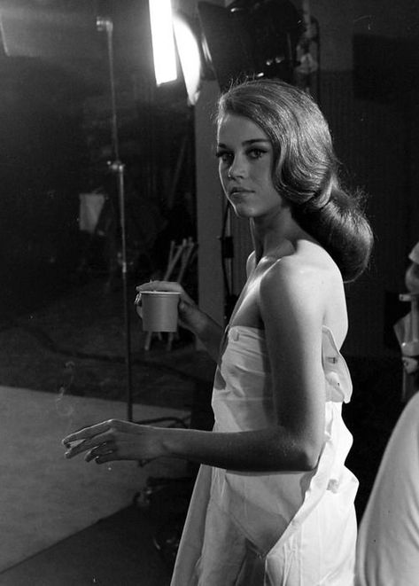 Jane Fonda Hairstyles, Gjon Mili, Gena Rowlands, Isabelle Adjani, Faye Dunaway, Model Pose, Jane Seymour, Robert Redford, Actrices Hollywood