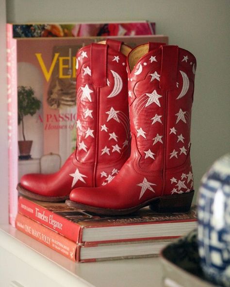 Crescent Moon Embroidery, Miron Crosby, Looks Hippie, Red Cowboy Boots, Dr Shoes, Funky Shoes, Mia 3, Shoe Inspo, Swag Shoes