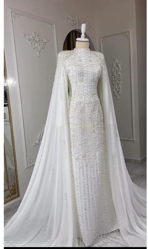 Elegant Wedding Dresses With Sleeves, Bridal Hijab Styles, Muslimah Wedding Dress, Muslimah Wedding, Wedding Dress Types, Simple Wedding Gowns, Bride Dress Simple, Nikkah Dress, Wedding Dress Patterns