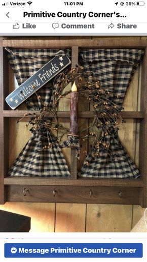 Rustic Country Bathroom Decor, Primative Decor Country, Country Primitive Decorating, Primitive Living Room Ideas, Primitive Decorating Ideas, Primitive Wreaths, Diy Primitive Decor, Primitive Windows, Primitive Diy