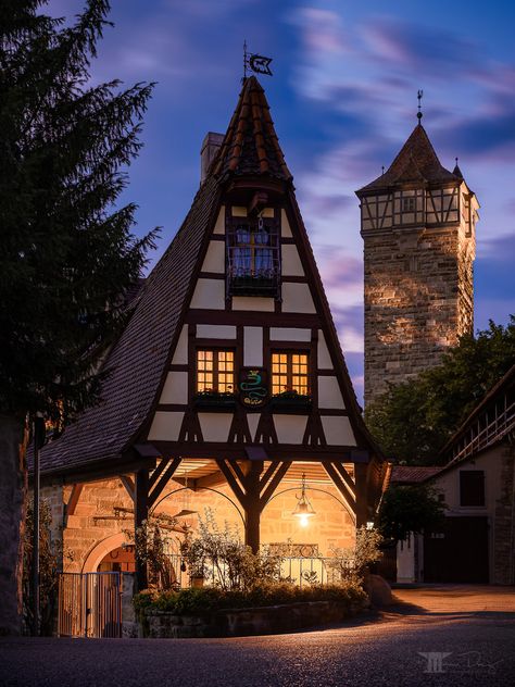 Tips | Photo spots in Rothenburg ob der Tauber — bilderschmied.com Castle Gate, Rothenburg Ob Der Tauber, Castle Tower, Landscape Nature, Best Photo, Photo Tips, Germany Travel, Wide Angle, The Other Side