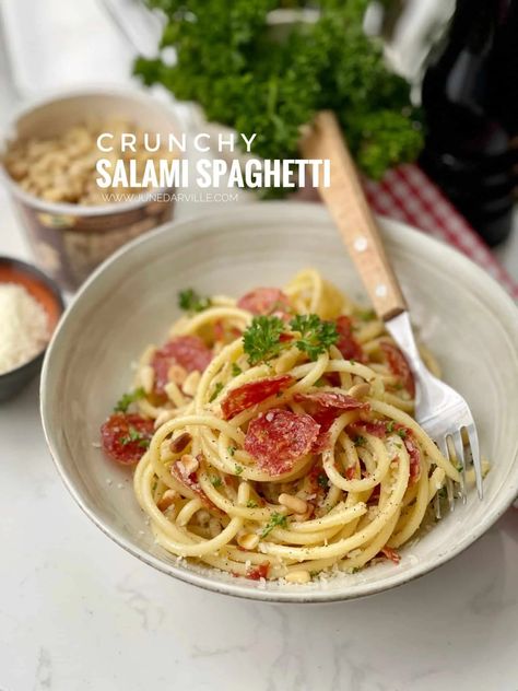 Pasta With Salami, Salami Pasta, Salami Recipes, Valentines Food Dinner, Basil Pesto Pasta, Carbonara Sauce, Quick Pasta, Pecorino Cheese, Valentine Dinner