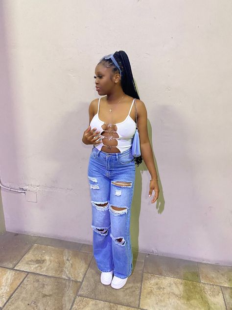 black girl | street wear | white airforces | boyfriend jeans Boyfriend Jeans Air Force Ones, White Airforces Outfits, White Airforces Outfit, Black Ripped Boyfriend Jeans, Boyfriend Jeans, Street Wear, White, How To Wear, Black