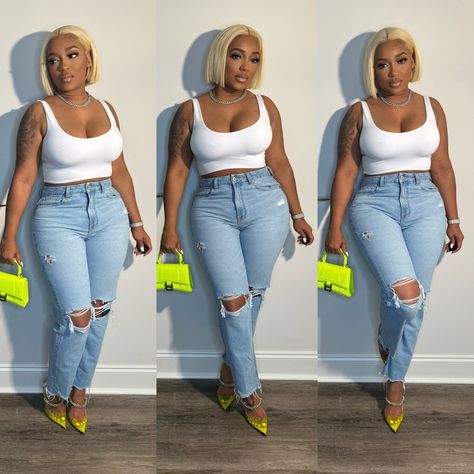 The Chloe top is a must have 💙 Tap photo to purchase Jeans And A Nice Top Black Women, Chic Summer Denim Crop Top, Denim Summer Brunch Top, Dating Outfits For Women, Denim Brunch Outfits Black Women, Jean Corset Top Outfit Black Women, Jean Outfit Black Women, Top And Jeans Outfit, Tops For Women Stylish