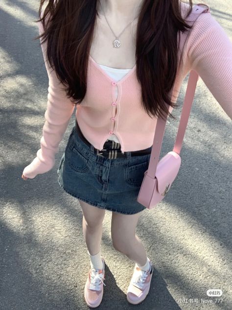 Korean Outfits Skirts, Cute Korean Outfits, Outfit Cute, Everyday Fashion Outfits, Korea Fashion, Really Cute Outfits, Kpop Outfits, Girly Outfits, Korean Outfits