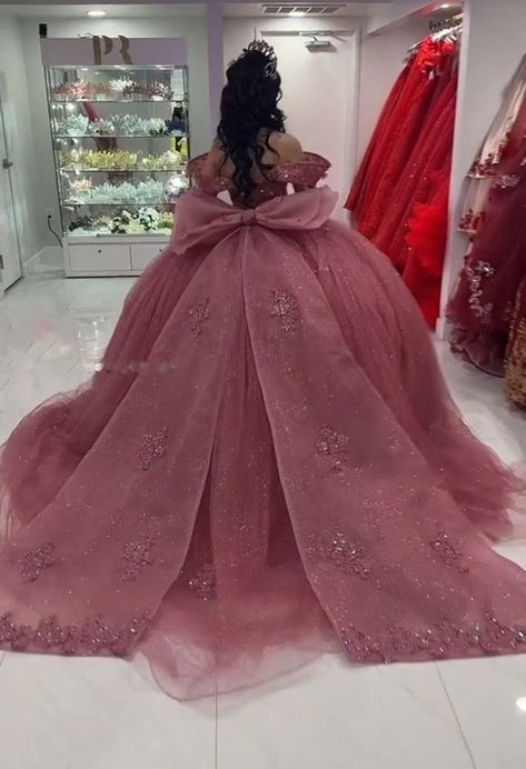 Big Quinceanera Dresses, Dark Pink Quinceanera Dresses, Light Pink Quinceanera Dresses, Pink Quinceanera Dresses, Quince Planning, Pink Quinceanera, Quinceanera Pink, Mexican Quinceanera Dresses, Quinceanera Themes Dresses