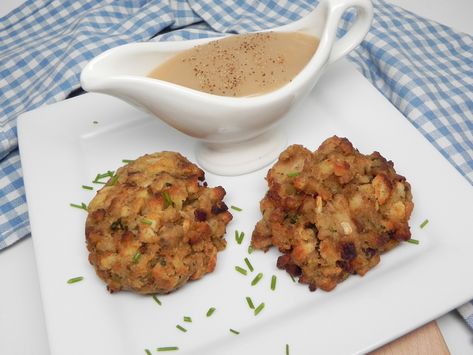 Fried Stuffing Patties, Stuffing Patties, Best Stew Recipe, Leftover Stuffing, Leftover Gravy, Chicken Wing Recipes Fried, Vegan Patties, Potato Recipes Side Dishes, Patties Recipe