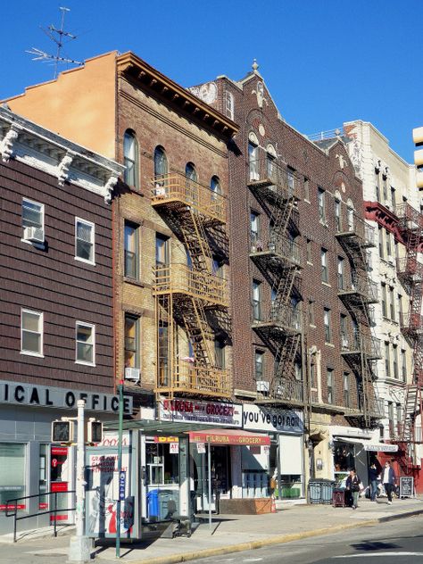 Classic Building, Williamsburg Brooklyn, American House, Fire Escape, New York Central, New York Photos, Dream Houses, Architecture Plan, New York State