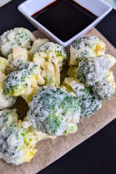 Battered Broccoli Air Fryer, Tempura Broccoli Air Fryer, Deep Fried Broccoli Recipe, Deep Fried Broccoli, Broccoli Tempura, Tempura Broccoli, Brócoli Recipes, Veggie Tempura, Tempura Cauliflower