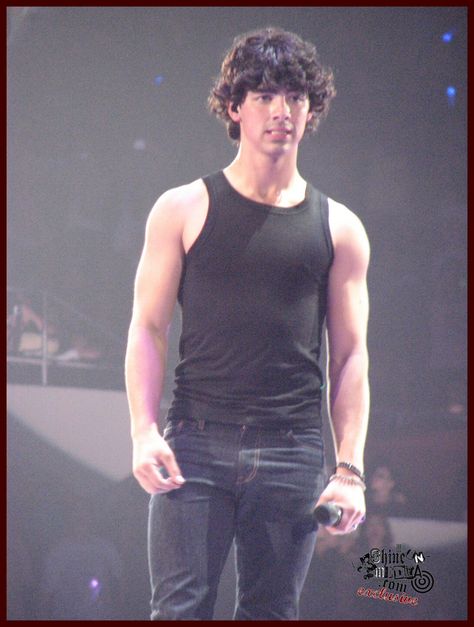 Camp Rock, Joe Jonas, Nick Jonas, Jonas Brothers, Black Tank Top, My Crush, Black Tank, Celebrities Male, Black Tank Tops