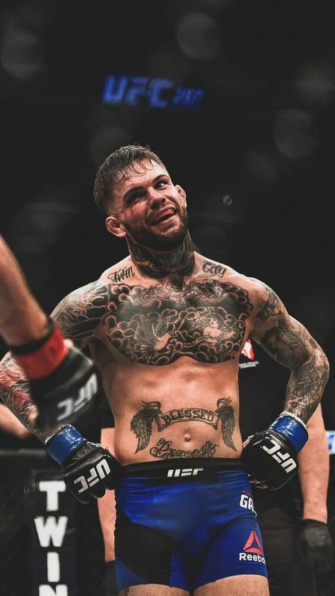 Legendary Sports Pictures, Ufc Tattoo, Cody No Love Garbrandt, Ufc Wallpapers, Cody Garbrandt, Mma Gym, Anime Rapper, Legendary Pictures, Self Defense Martial Arts