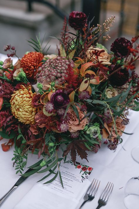 Maroon Flower Arrangements, November Florals, Elegant Bouquet, Unique Centerpieces, Fresh Cut Flowers, Wedding Arrangements, November 11, Wedding Flower Arrangements, Bespoke Wedding