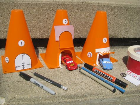 Homemade COZY CONE for Disney Pixar Cars diecast collection by Mattel Diy Parking Lot For Toy Cars, Lightning Mcqueen Birthday Party Ideas Diy, Diy Cars Theme Birthday Party, Pixar Cars Centerpieces, Disney Cars Centerpieces, Cars Centerpieces, Pixar Cars Birthday Party, Disney Cars Room, Car Centerpieces