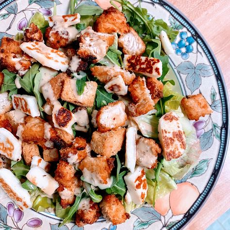 Chicken Halloumi Salad, Air Fried Breaded Chicken, Throw Together Dinner, Halloumi Recipes, Crispy Chicken Salad, Chicken And Halloumi, Fried Breaded Chicken, Crispy Chicken Salads, Macro Diet