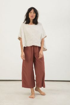 I need to get it out of my head Minimal Stil, Minimalist Moda, Elizabeth Suzann, Quick Fashion, 일본 패션, Engagement Session Outfits, Minimalist Wardrobe, Silk Crepe, Looks Style