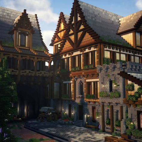 Medieval Tavern Minecraft, Minecraft Tavern Build, Minecraft Tavern Interior, Minecraft Inn, Minecraft Tavern, Minecraft Enchantment Room, Minecraft Epic Builds, Minecraft Enchantments, Minecraft Bed