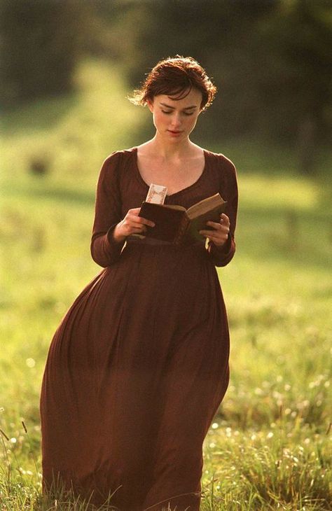 Pride And Prejudice Dress, Mr Bennet, Lizzy Bennet, Lizzie Bennet, Pride And Prejudice 2005, Keira Knightly, Elizabeth Bennet, Matthew Macfadyen, Keira Knightley