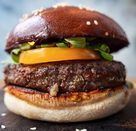 Bison Burger Recipe: Juicy and Flavorful Bison Burgers Recipe, Buffalo Burger Recipe, Bison Burger Recipe, Bison Burgers, Pot Luck, Hearty Meal, One Pot Dishes, Burger Recipe, Easy Delicious Recipes