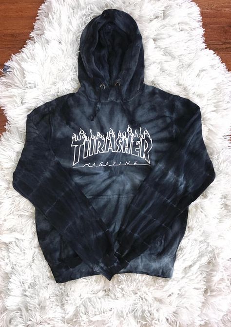 Thrasher Hoodie, Tie Outfit, Stylish Hoodies, Trendy Hoodies, Cute Lazy Outfits, Dye Hoodie, Lazy Outfits, Skateboarder, Cute Comfy Outfits