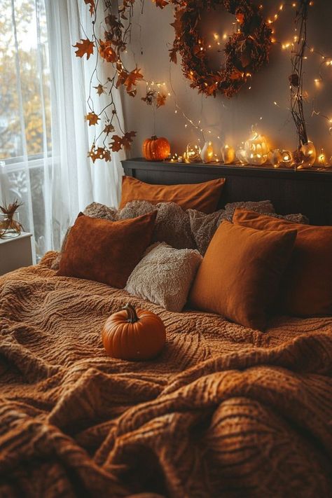 Cute Fall Bedroom Ideas, Fall Bedsheets, Cosy Bed Aesthetic, Autumn Themed Bedroom, Fall Bedroom Ideas Cozy, Fall Bedroom Decor Aesthetic, Cozy Fall Bed, Orange Room Aesthetic, Autumn Bedroom Aesthetic