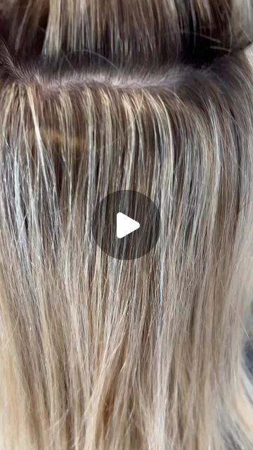 Lisa Mathews on Instagram: "This new client reached out to ask if I had any openings because she planned to move to the area. I was able to squeeze her in for a consultation, and upon examining her hair, I noticed bleed marks, uneven tones, and chunky highlights.   We discussed a plan for her future appointment, but after hearing how much she wasn’t happy with her hair, I felt terrible and offered her a temporary fix.  This video is not intended to criticize her previous stylist but to demonstrate that most mistakes can be easily corrected. If you see a bleed mark, make sure to fix it. We all get bleed marks, myself included!  I used @redkenpro for the root tap, lowlights and gloss along with the ABC treatment 🤌   Foils @styletekbeauty you can use my code “Lisa20off” for 30% off   Have qu Blended Highlights Blonde, Chunky Brunette Highlights, Highlights With Root Tap, Blonde Chunky Highlights On Brown Hair, How To Add Lowlights To Blonde Hair Diy, Mohawk Highlights, Chunky Lowlights For Blondes, Chunky Hair Highlights, Highlight And Lowlights Blonde