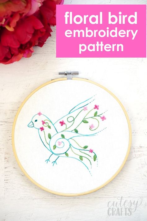 Free embroidery pattern with bird and flowers Bird Embroidery Pattern, Free Embroidery Patterns, Swedish Embroidery, Chicken Scratch Embroidery, Birds Embroidery Designs, Ideas Embroidery, Swedish Weaving, Free Bird, Bird Embroidery