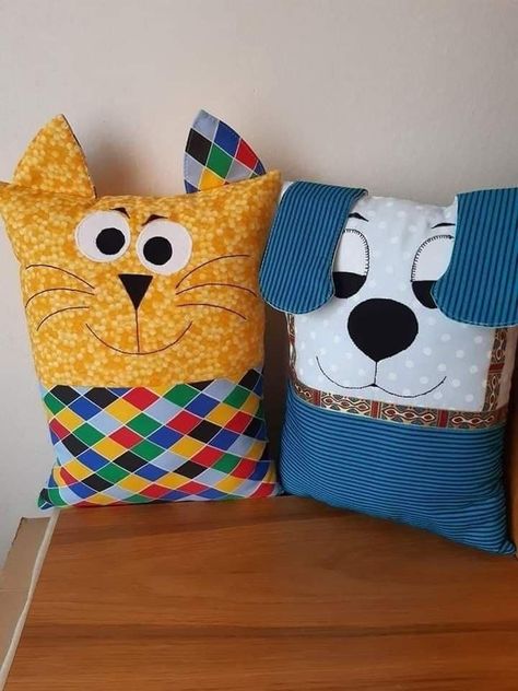 Animal Pillows Pattern, Sewing Pillows Decorative, Sewing Cushions, Animal Cushions, Funny Pillows, Handmade Stuffed Animals, Soft Toy Patterns, Sewing Stuffed Animals, Animal Crafts For Kids