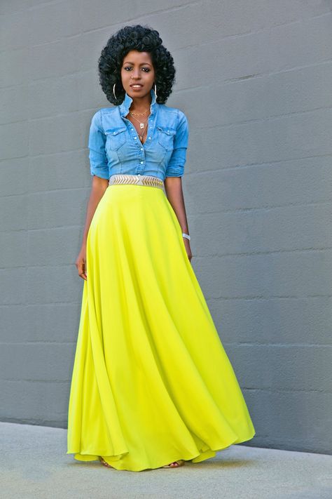 Fitted Denim Shirt + Neon Maxi Skirt Neon Maxi Skirt, Ropa Color Neon, Denim Shirt Outfits, Neon Gas, Moda Afro, Fitted Denim Shirt, Skandinavian Fashion, Maxi Skirt Outfits, Denim On Denim