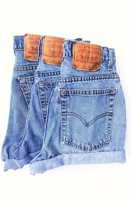 BaileyRayandCo Vintage Levis High Waisted Denim Shorts, $30, available at Etsy. #refinery29 http://www.refinery29.com/unexpected-places-find-cute-clothing#slide-4 Look Short Jeans, Jean Levis, Bleached Jeans, Levi Jean Shorts, Vintage Denim Shorts, High Waisted Denim Shorts, Cuffed Denim Shorts, Jean Vintage, Short Denim