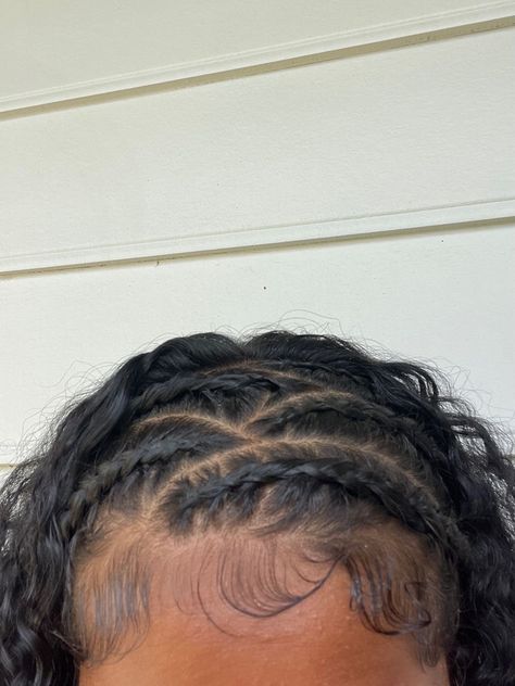 Cornrows To Curly Hair, Braids For Front Of Hair, Half Criss Cross Half Sew In, Cornrow Hairstyles Curly Hair, Tropical Braids Hairstyles, Mexican Braided Hairstyles, Black To School Hairstyles, Basketball Girl Hairstyles, Cornrows And Curly Hair