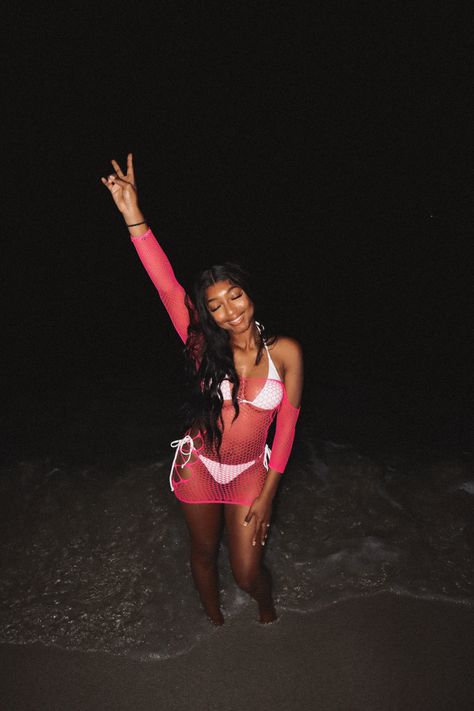 IG baddie. black girl. black girl inspo. Baddie Black, Ig Baddie, Beach Outfits, Selfie Ideas, Cute Selfie Ideas, Photo Inspo, Water Park, Black Aesthetic, Beach Outfit