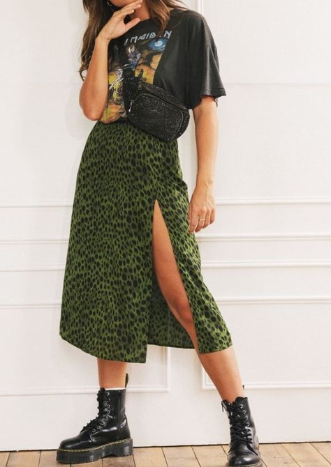 Ditsy Midi Skirt, Boho Emo Outfits, Leopard Mini Skirt, Unique Fashion Outfits, Pastel Outfit, Leopard Print Skirt, Night Out Outfit, Mode Inspo, Back In Stock