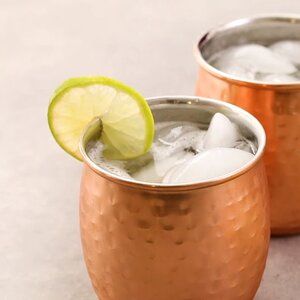 Ginger Mule Cocktail, Christmas Juice, Moscow Mule Drink Recipes, Best Moscow Mule, Seoul Apartment, Choir Practice, Moscow Mule Drink, Pear Vodka, Pitcher Cocktails