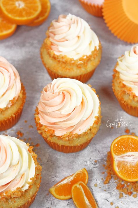 Orange Buttercream Frosting Recipe, Soda Pop Cupcakes, Orange Sponge Cake Recipe, Delicious Cupcakes Recipes, Vanilla Cream Filling, Vegan Fudge, Orange Buttercream, Orange Cupcakes, Orange Frosting