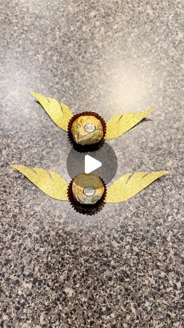 Nikki - Wrappin Queen on Instagram: "It’s the golden snitch!! #diy #halloween" Gold Snitch, Harry Potter Snitch, The Golden Snitch, Harry Potter Golden Snitch, Golden Snitch, Harry Potter Party, August 9, School Parties, Diy Halloween